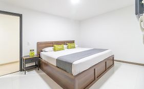 Hotel Ayenda 1086 Torre 52